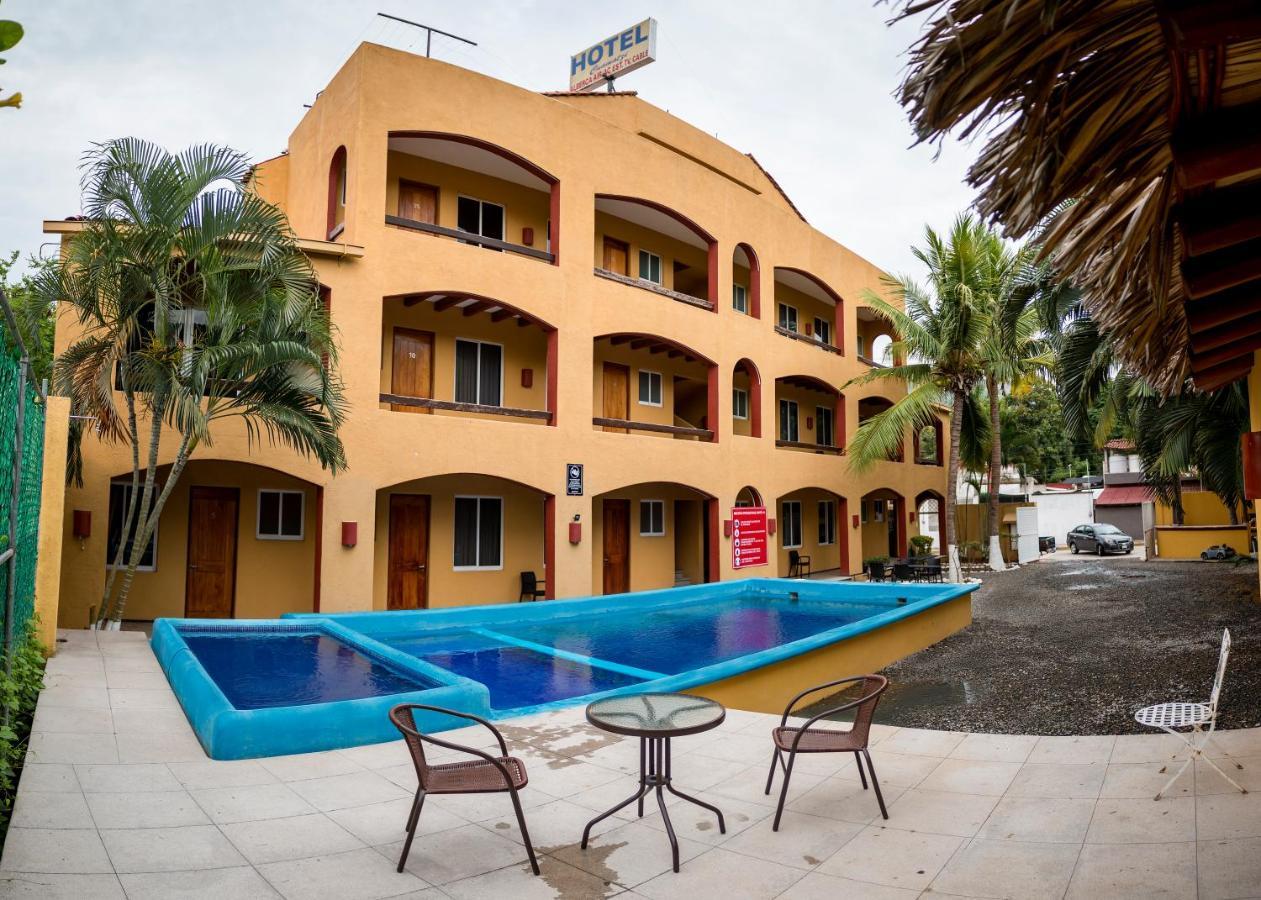 Hotel Cuamatzi Zihuatanejo Exterior foto