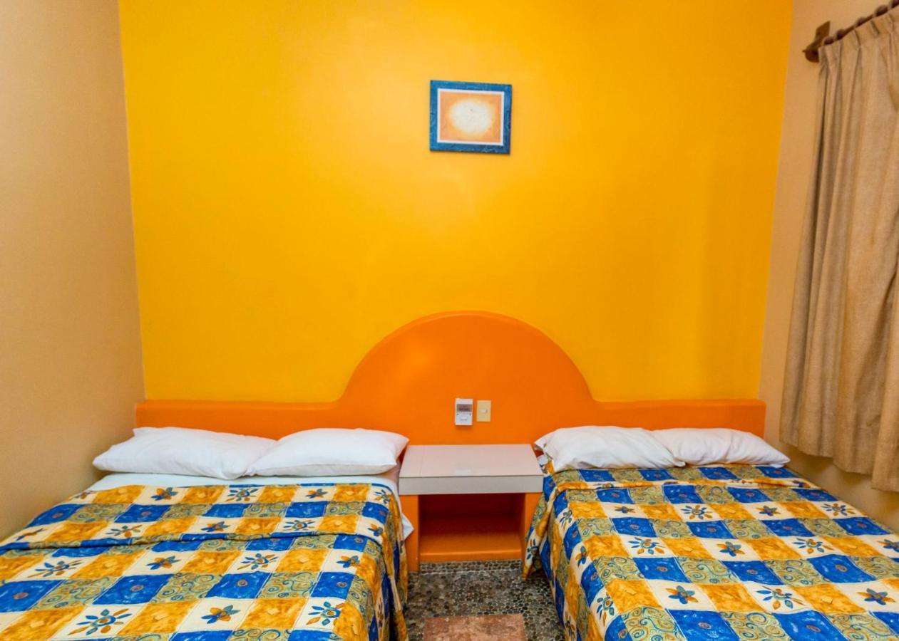 Hotel Cuamatzi Zihuatanejo Exterior foto