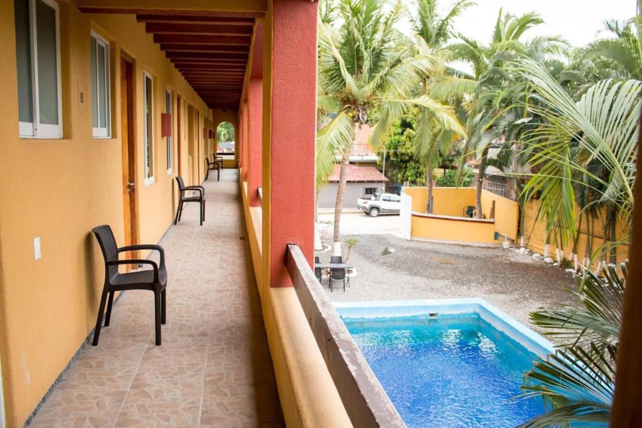 Hotel Cuamatzi Zihuatanejo Exterior foto