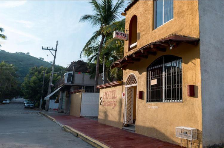 Hotel Cuamatzi Zihuatanejo Exterior foto